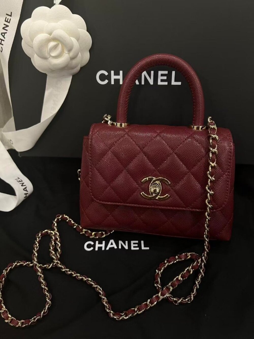 Classic CHANEL bag: A Stylish and Versatile Choice for Elegance